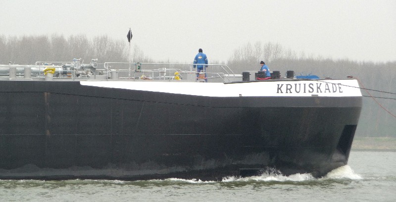 binnenvaart tanker KRUISKADE